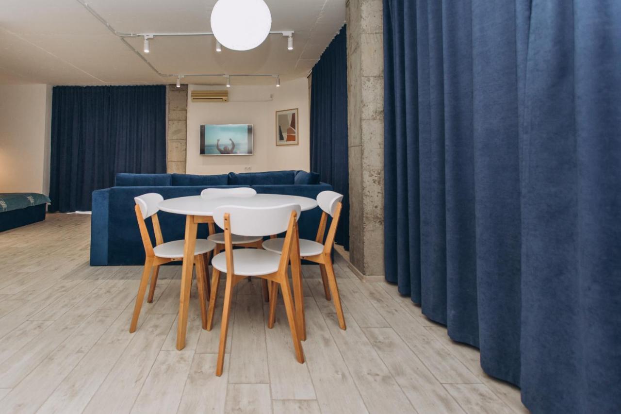Loft Apartmen スームィ エクステリア 写真